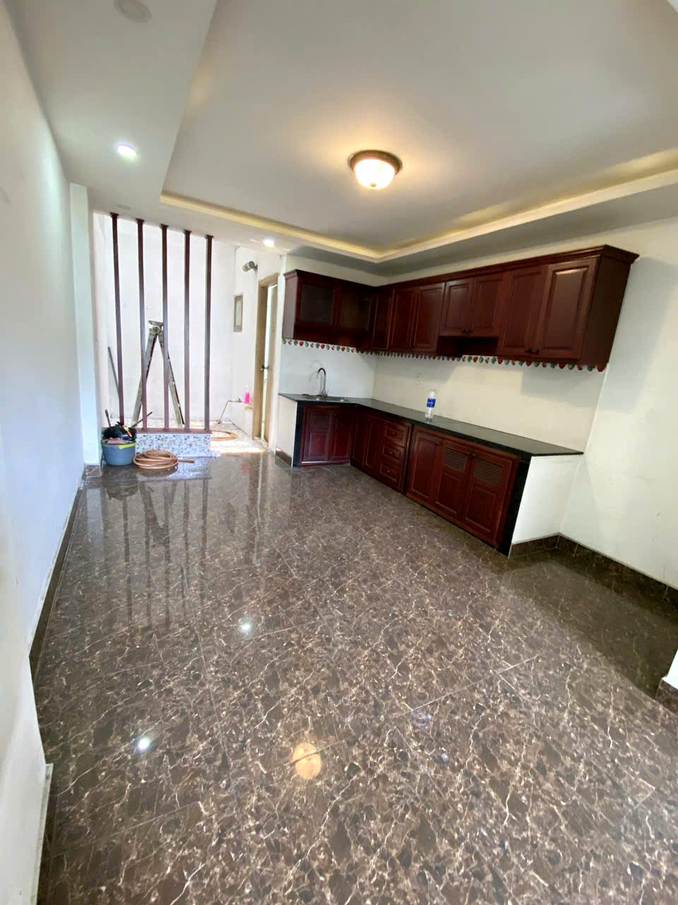 Phòng trọ có nội thất 60m² - Dĩ An, Bình Dương
