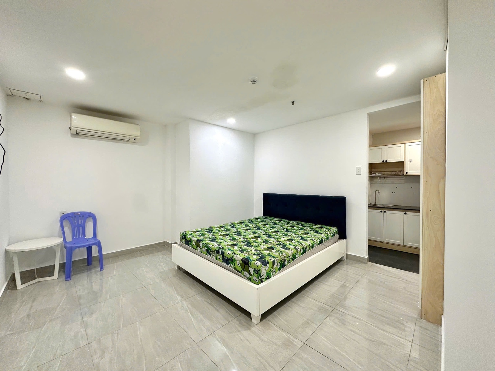 Phòng trọ có nội thất 35m² - Quận 5, TP.HCM