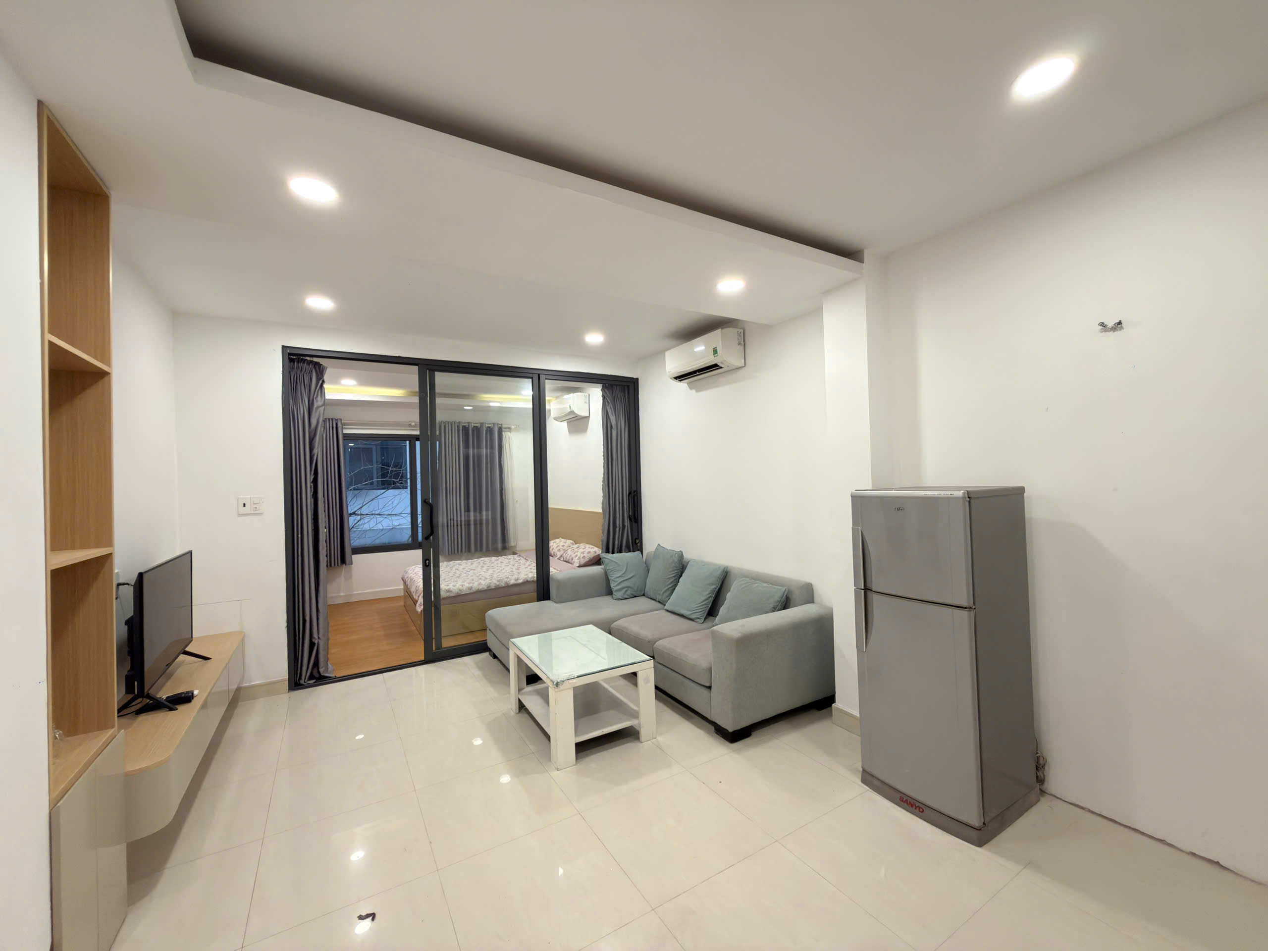 Phòng trọ có nội thất 35m² - Quận 1, TP.HCM