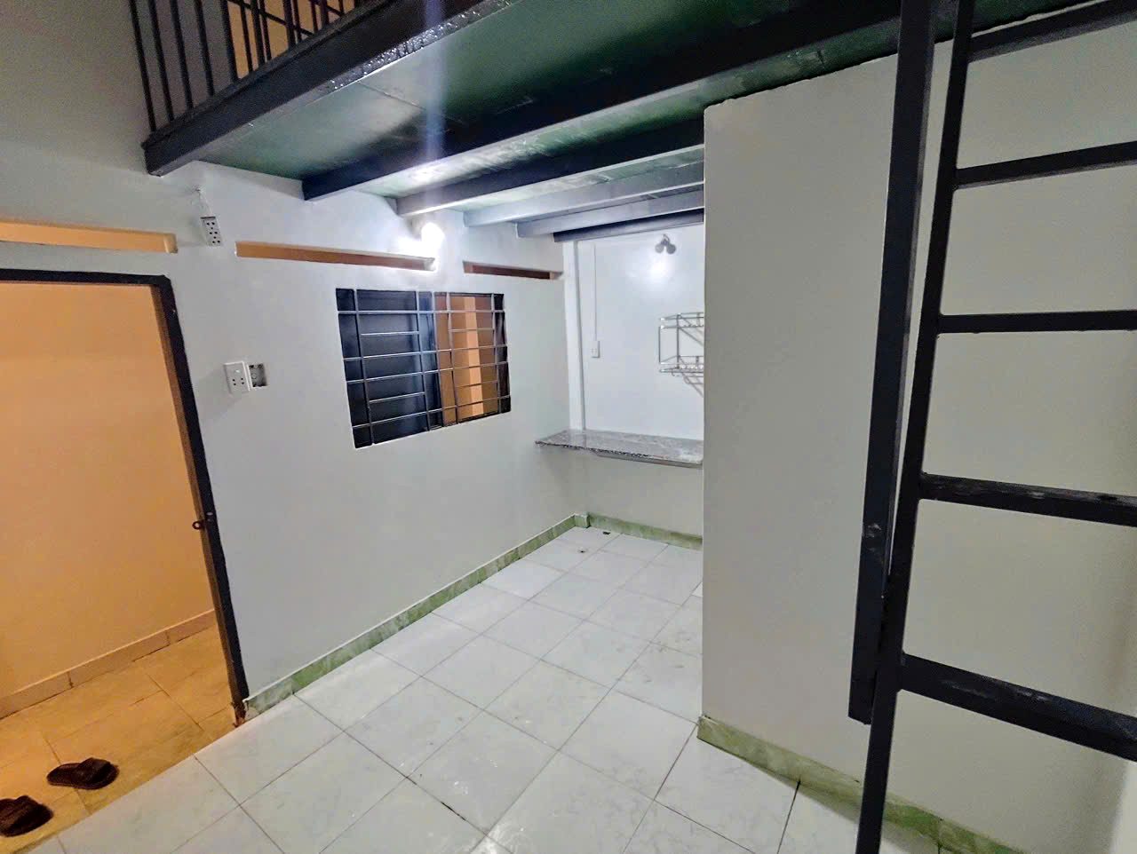 Phòng trọ có nội thất 22m² - Dĩ An, Bình Dương