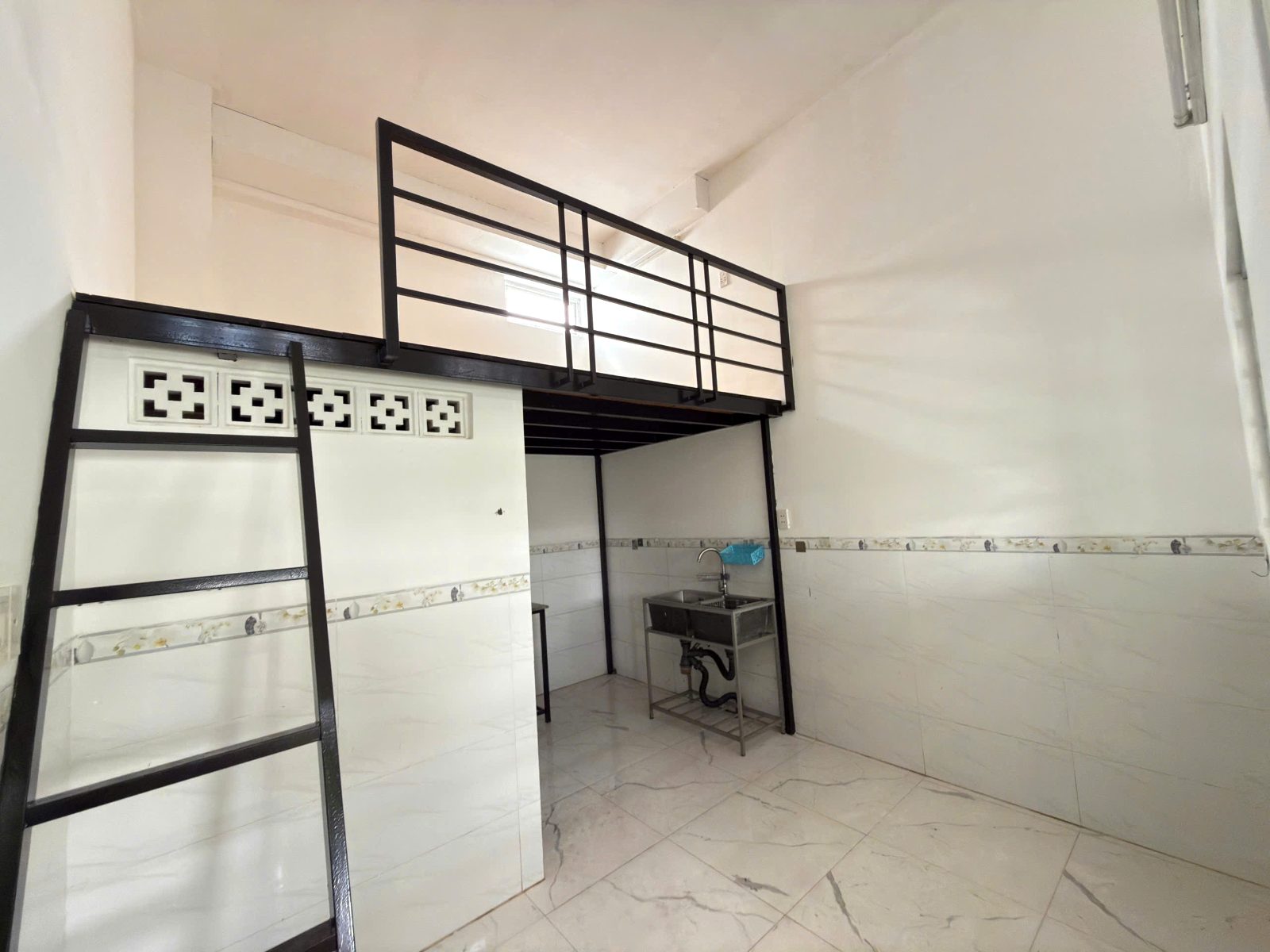 Phòng trọ có nội thất 20m² - Quận 12, TP.HCM