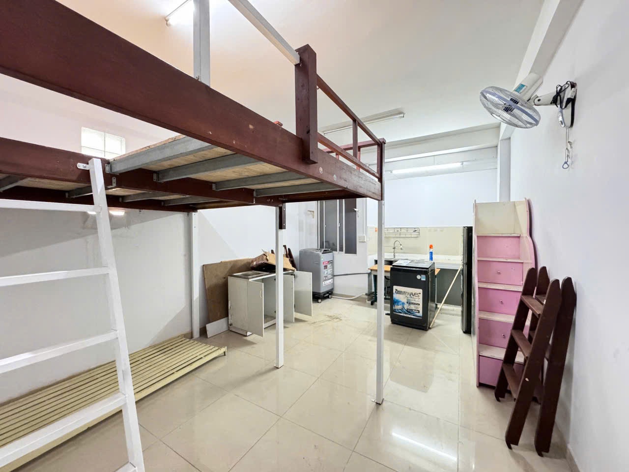 Phòng trọ có nội thất 28m² - Bình Thạnh, TP.HCM