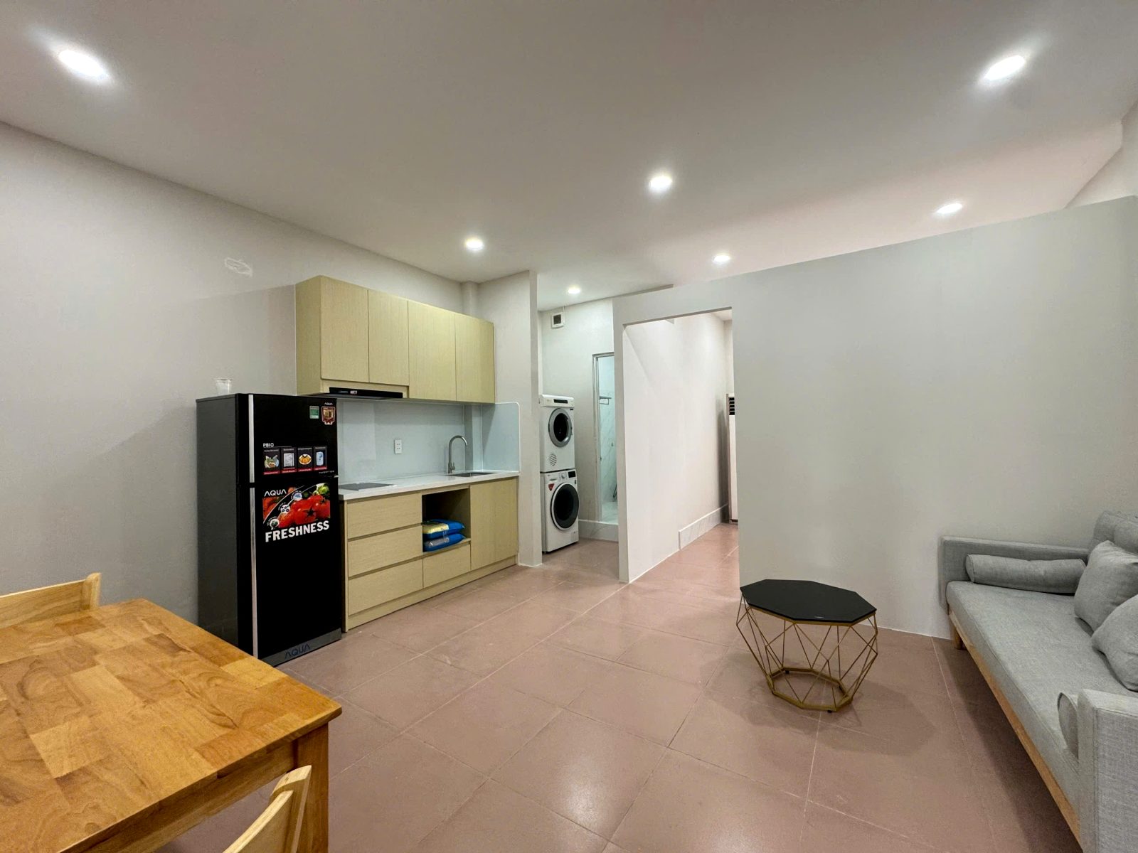Phòng trọ có nội thất 28m² - Quận 2, TP.HCM