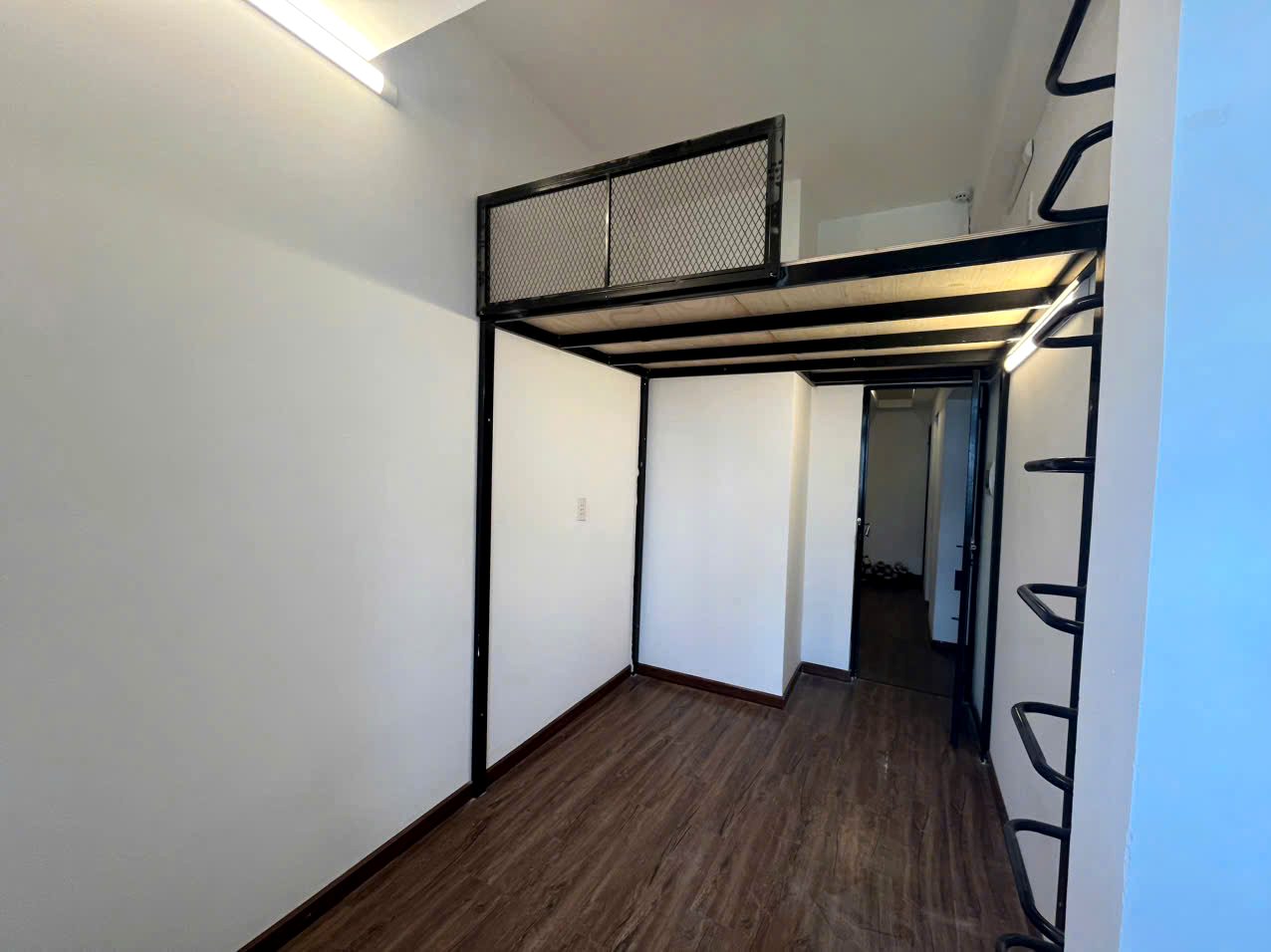 Phòng trọ có nội thất 20m² - Tân Phú, TP.HCM