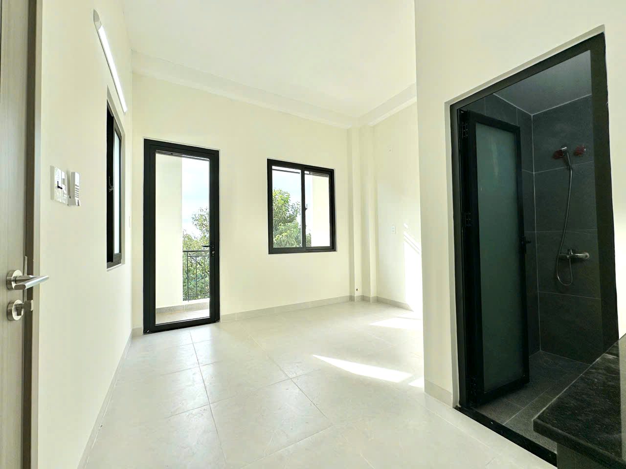 Phòng trọ có nội thất 26m² - Dĩ An, Bình Dương