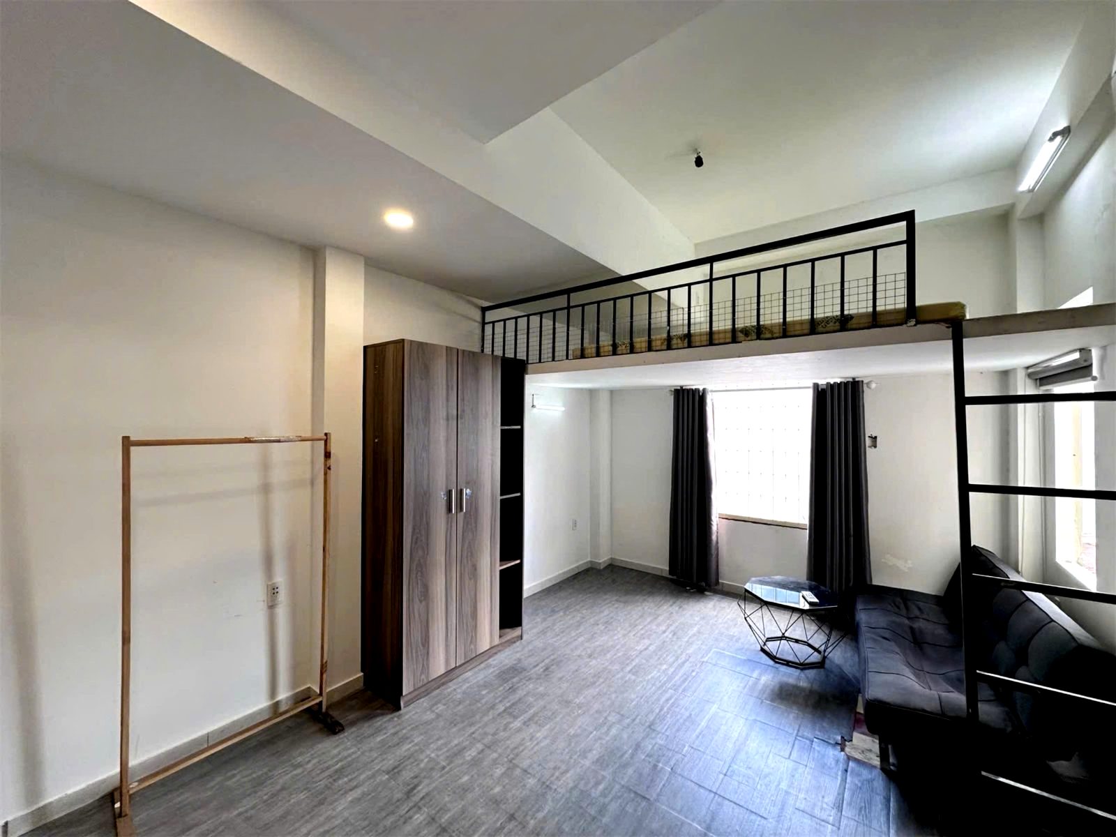 Phòng trọ có nội thất 30m² - Quận 10, TP.HCM