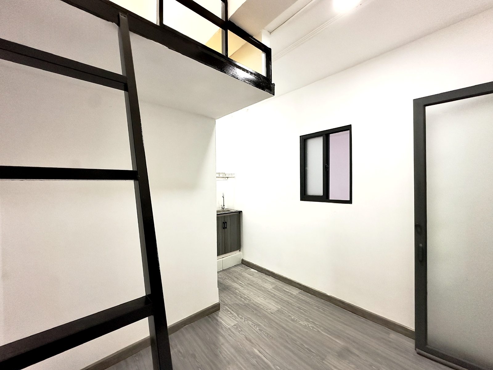 Phòng trọ có nội thất 24m² - Bình Thạnh, TP.HCM