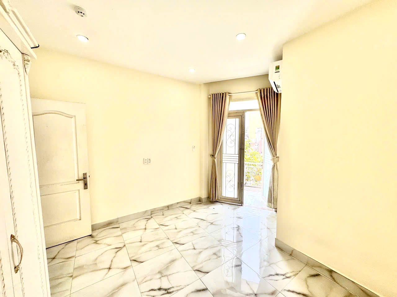 Phòng trọ có nội thất 30m² - Bình Thạnh, TP.HCM
