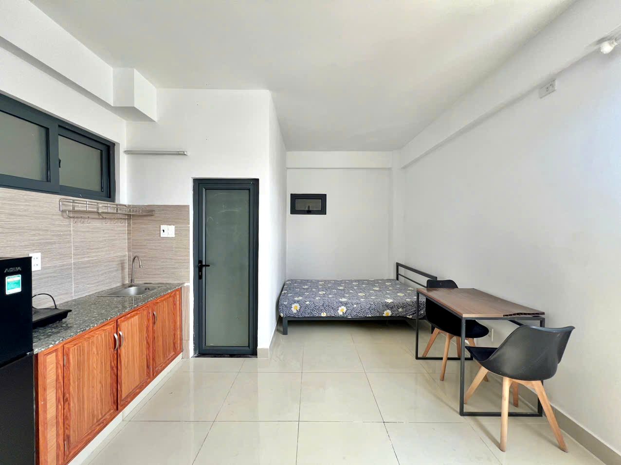 Phòng trọ có nội thất 24m² - Quận 7, TP.HCM