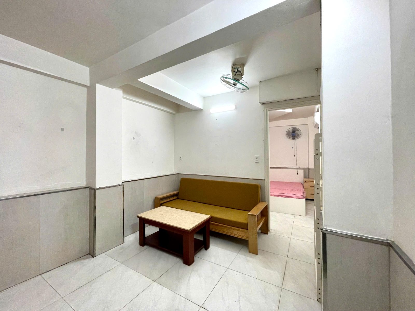 Phòng trọ có nội thất 28m² - Quận 4, TP.HCM
