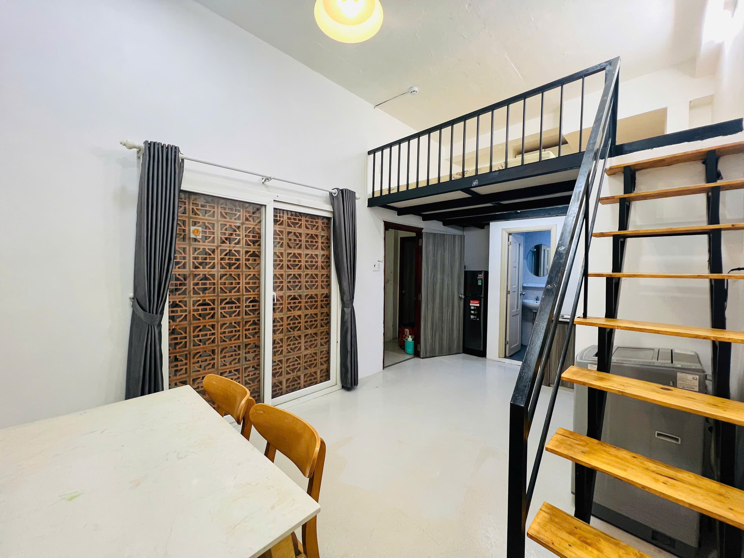 Phòng trọ có nội thất 28m² - Quận 2, TP.HCM