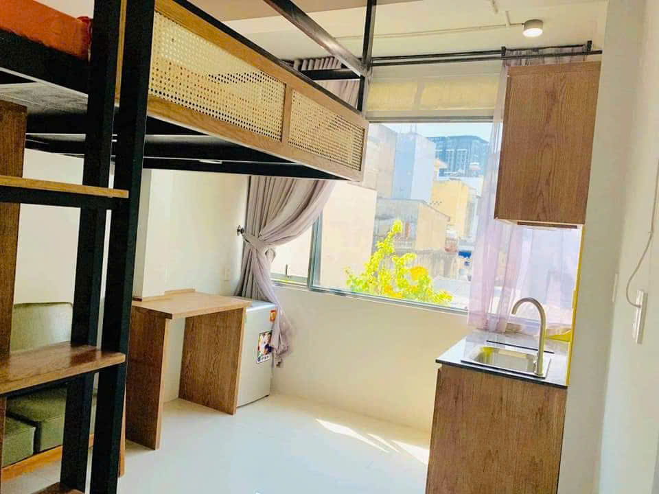 Phòng trọ có nội thất 20m² - Quận 1, TP.HCM