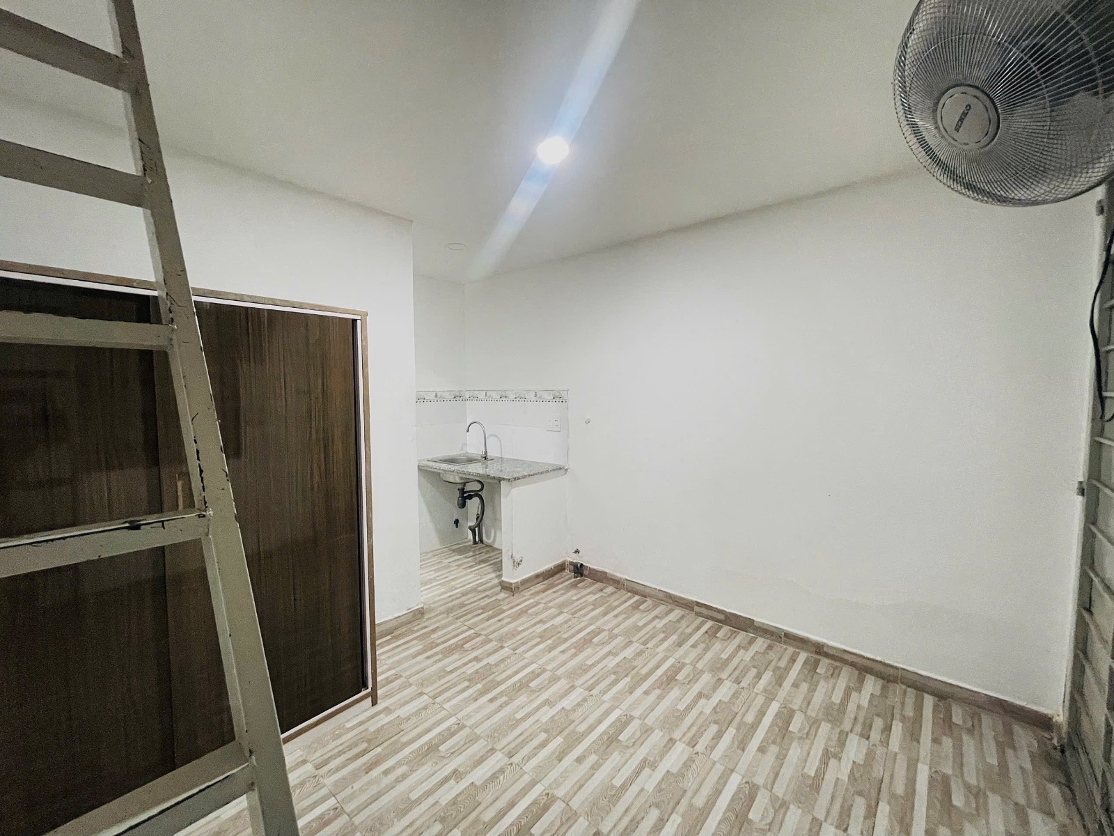 Phòng trọ có nội thất 25m² - Tân Bình, TP.HCM
