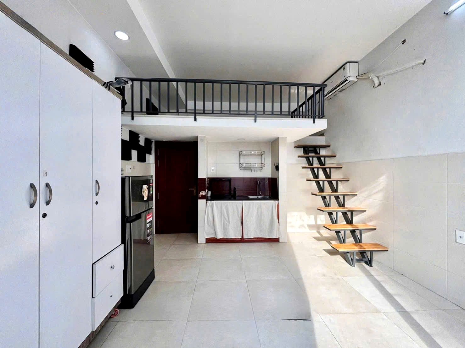 Phòng trọ có nội thất 30m² - Tân Phú, TP.HCM