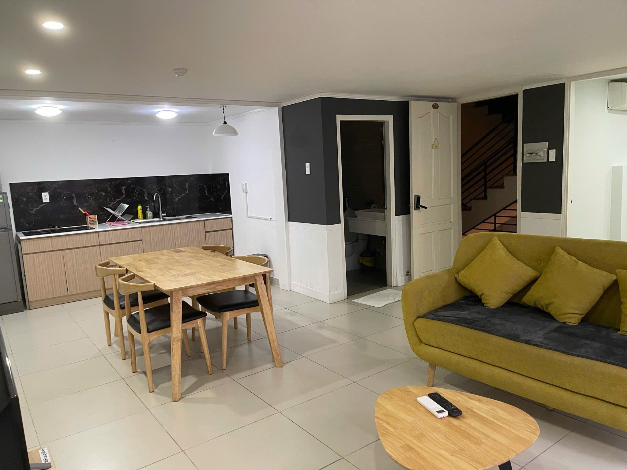 Phòng trọ có nội thất 78m² - Quận 1, TP.HCM