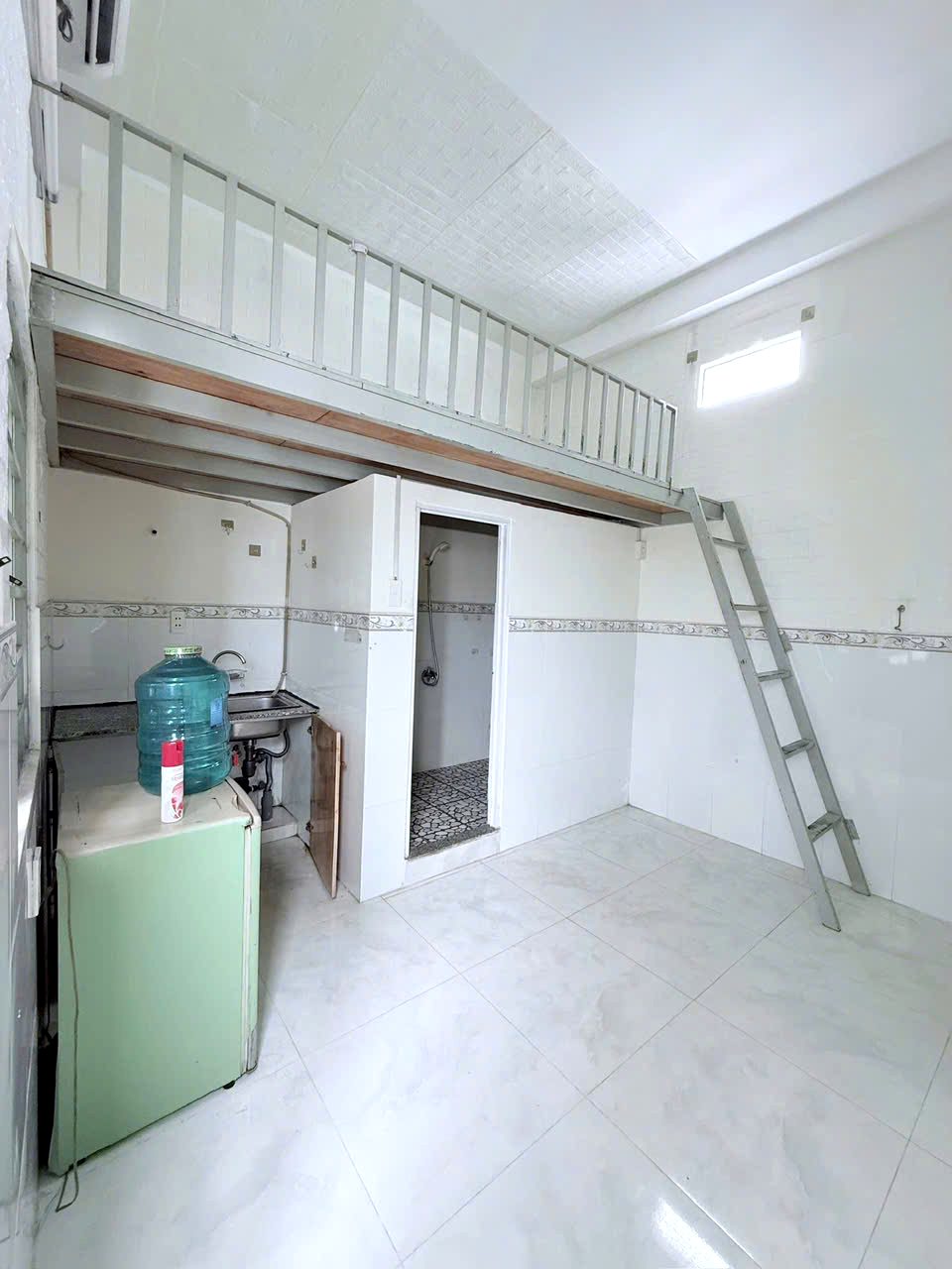 Phòng trọ có nội thất 22m² - Tân Phú, TP.HCM