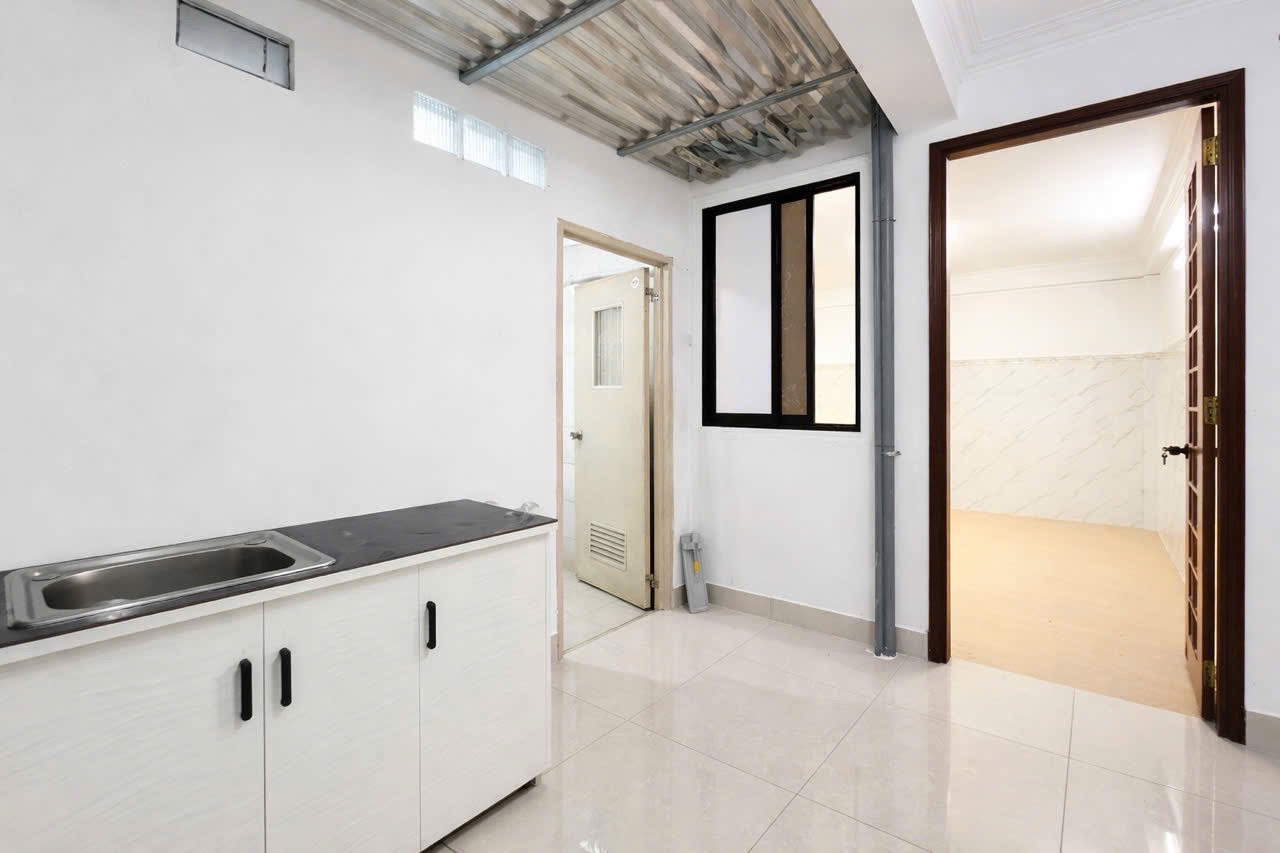 Phòng trọ có nội thất 30m² - Tân Phú, TP.HCM