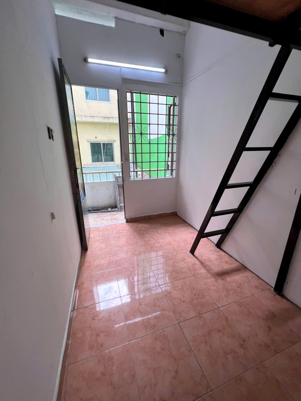 Phòng trọ có nội thất 12m² - Gò Vấp, TP.HCM