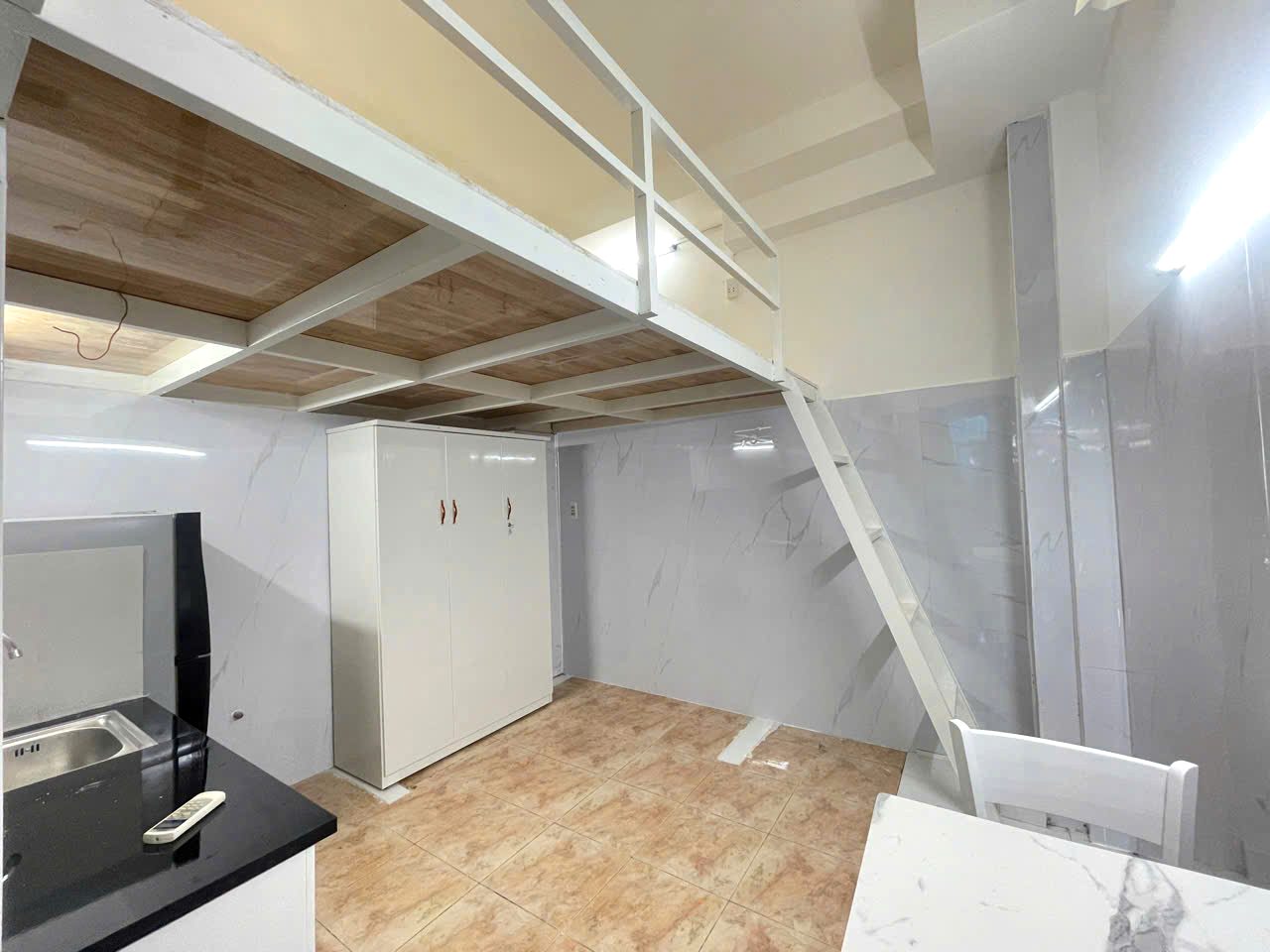 Phòng trọ có nội thất 20m² - Quận 10, TP.HCM
