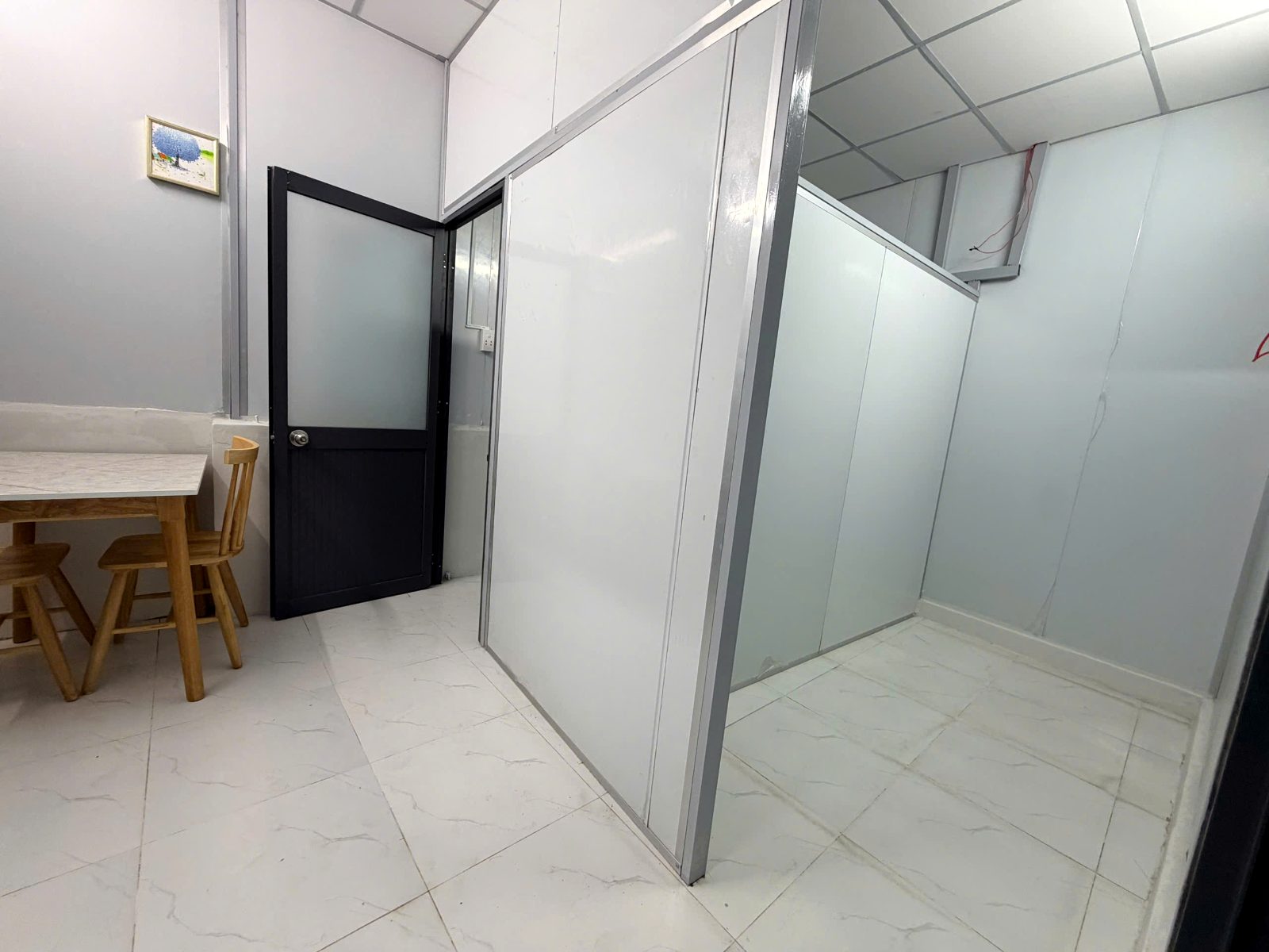 Phòng trọ có nội thất 30m² - Quận 10, TP.HCM