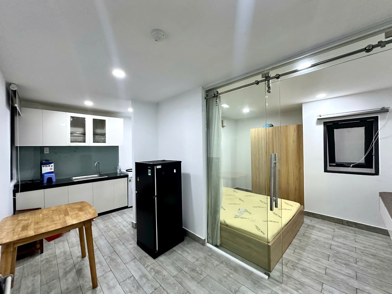 Phòng trọ có nội thất 30m² - Quận 3, TP.HCM