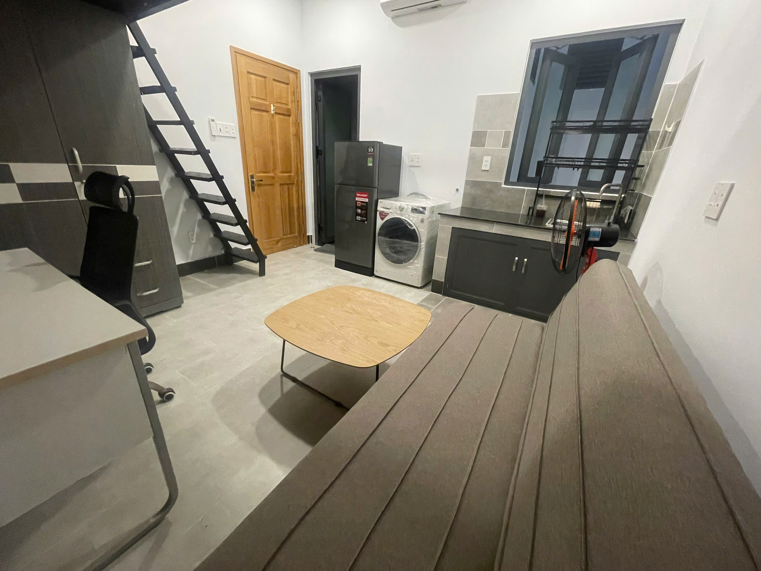 Phòng trọ có nội thất 28m² - Quận 7, TP.HCM