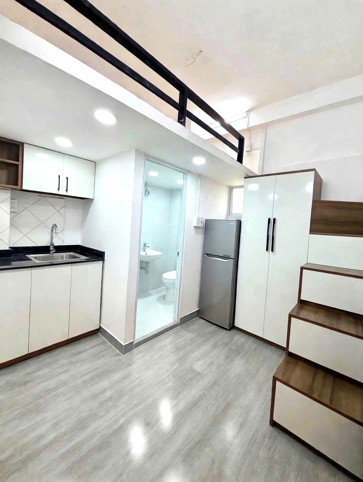 Phòng trọ có nội thất 15m² - Quận 1, TP.HCM