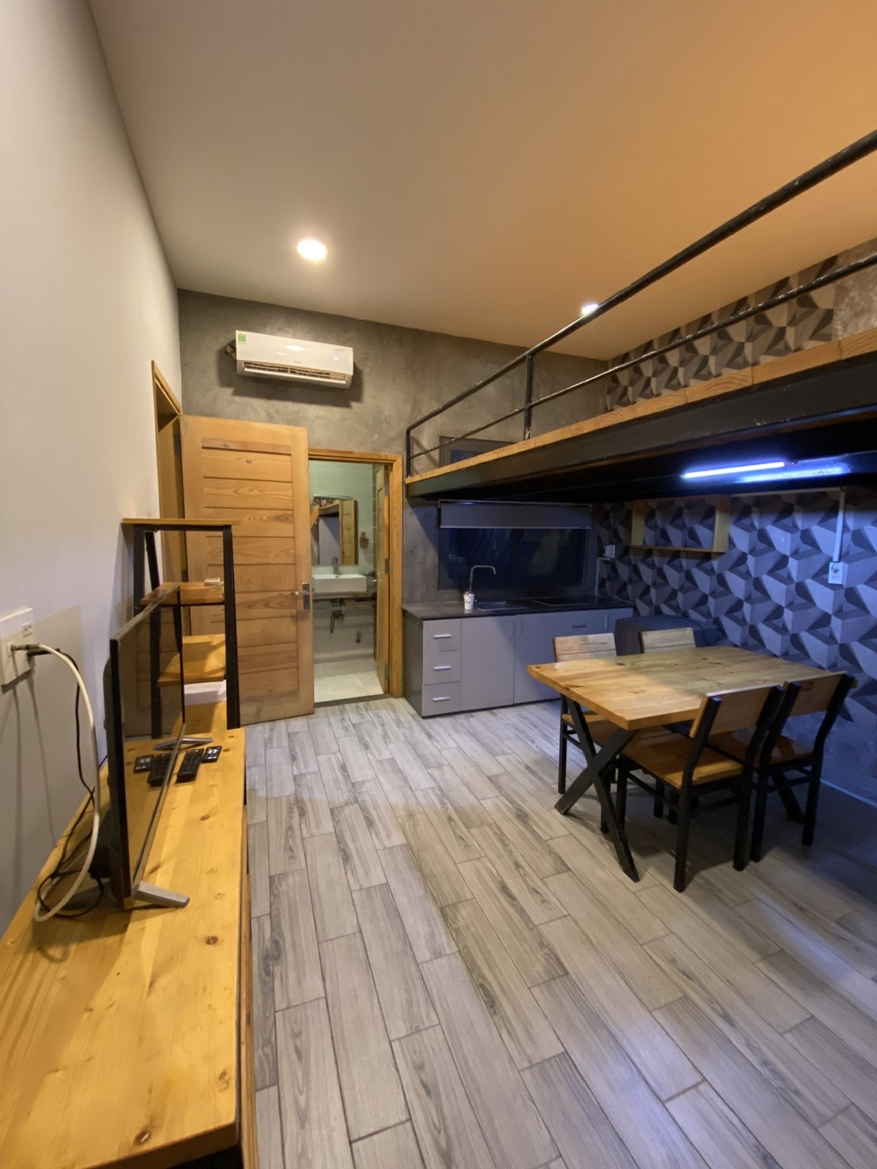 Phòng trọ có nội thất 25m² - Thủ Đức, TP.HCM