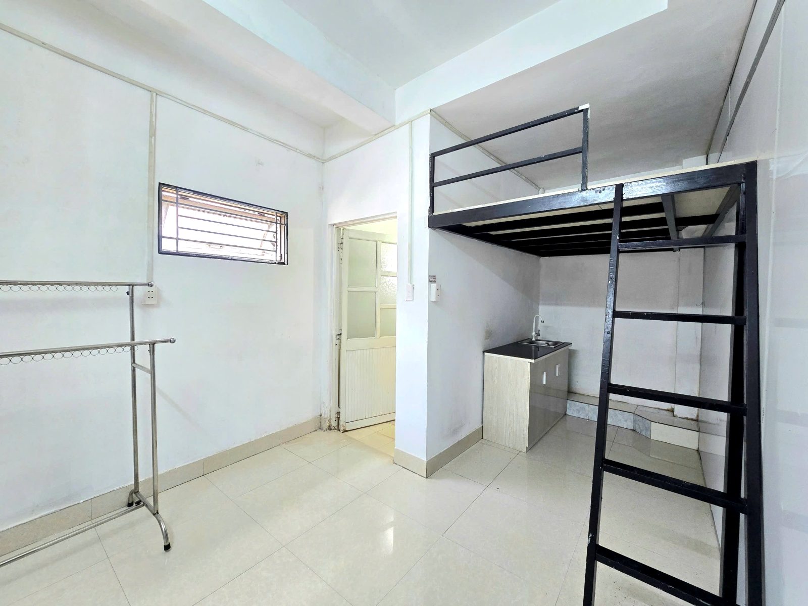 Phòng trọ có nội thất 18m² - Bình Tân, TP.HCM