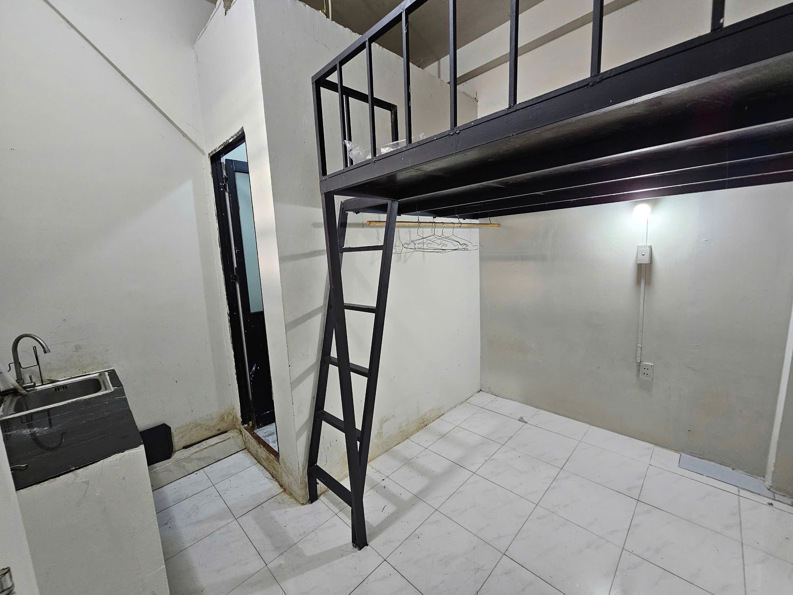 Phòng trọ có nội thất 12m² - Bình Thạnh, TP.HCM