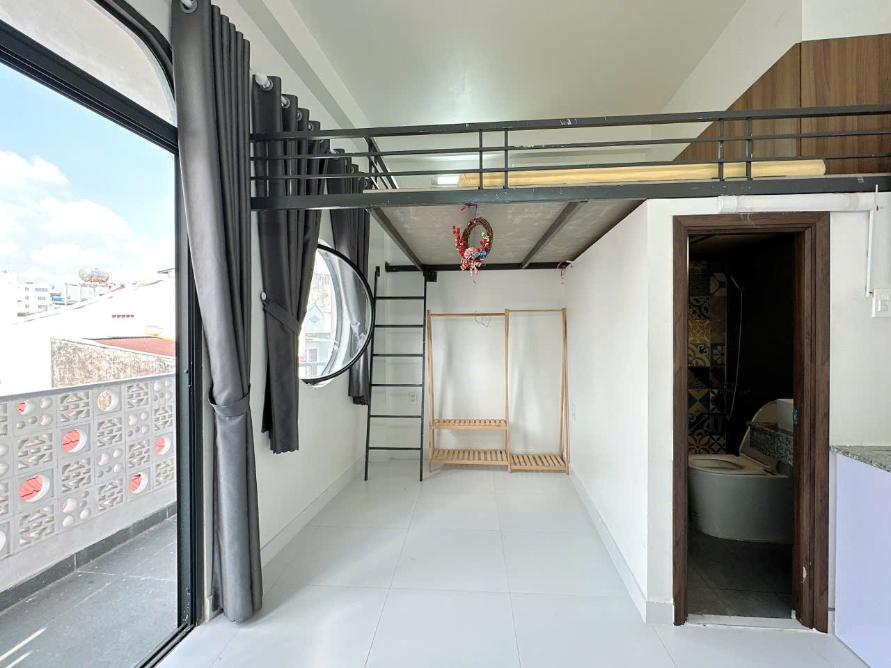 Phòng trọ có nội thất 28m² - Bình Thạnh, TP.HCM