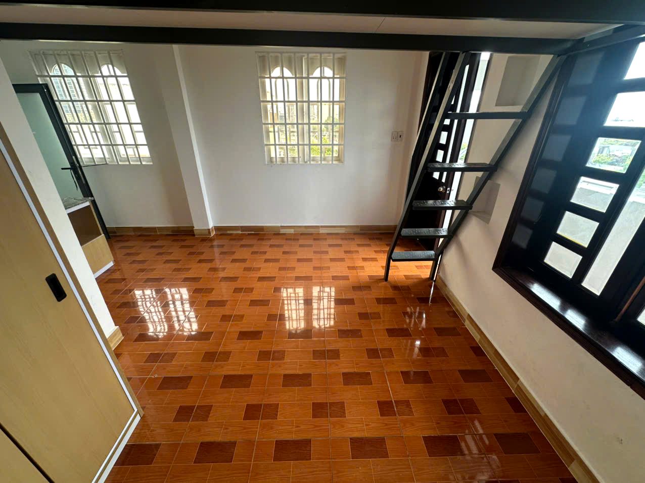 Phòng trọ có nội thất 24m² - Quận 7, TP.HCM