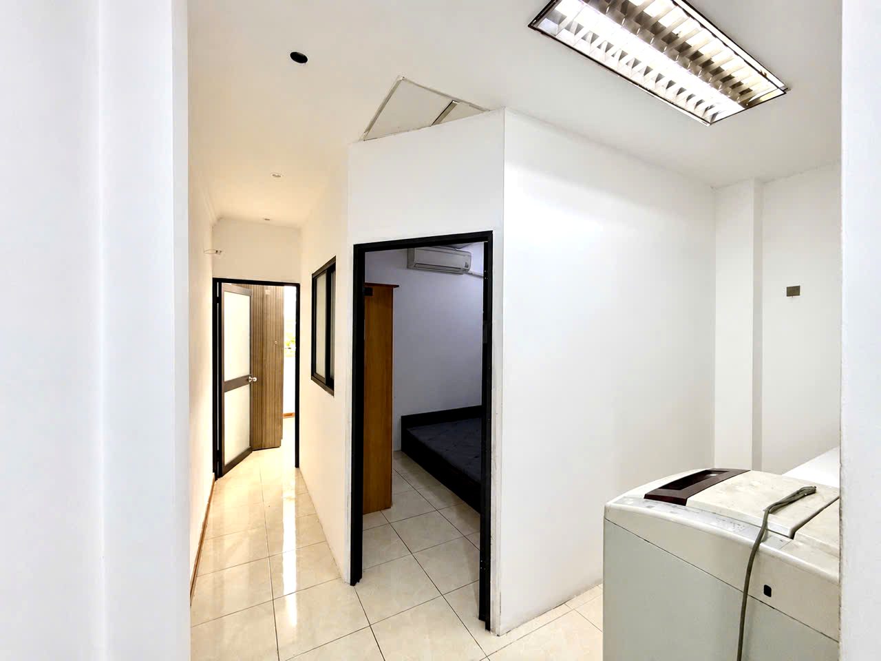 Phòng trọ có nội thất 30m² - Quận 10, TP.HCM