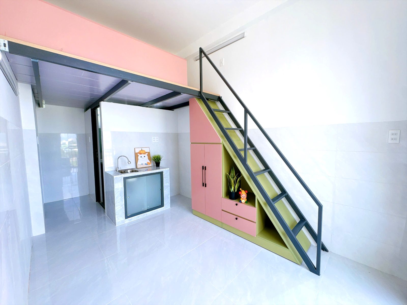 Phòng trọ có nội thất 24m² - Quận 7, TP.HCM