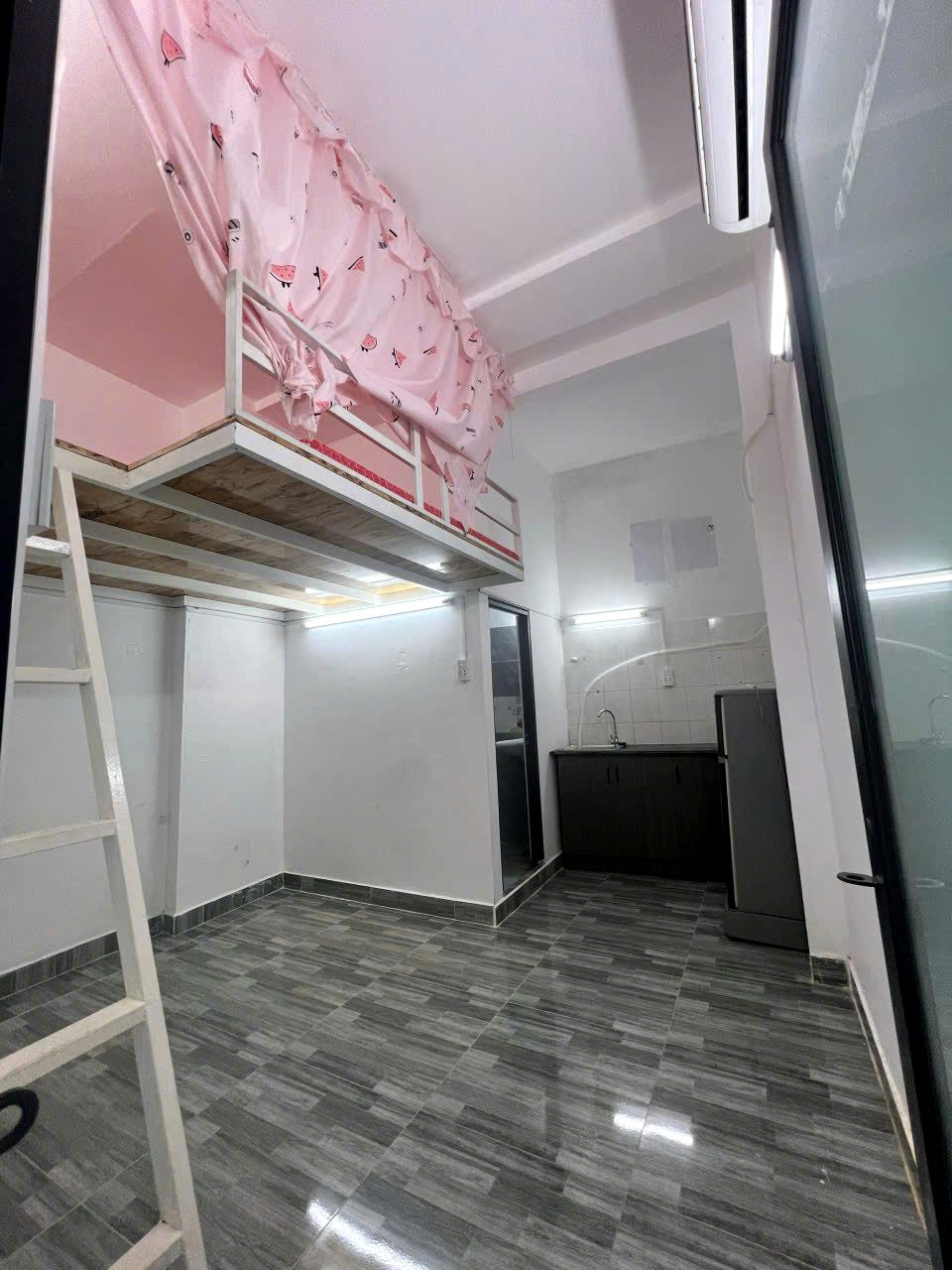 Phòng trọ có nội thất 23m² - Bình Thạnh, TP.HCM