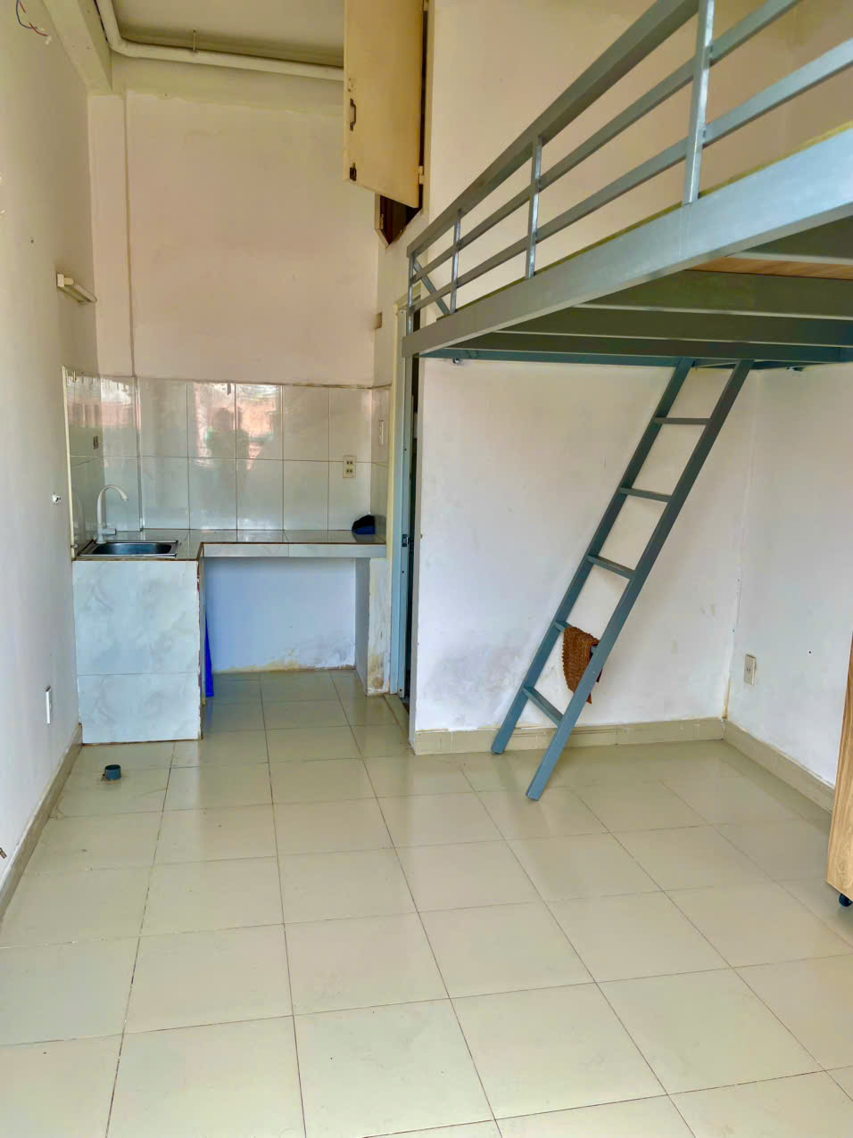 Phòng trọ có nội thất 15m² - Tân Bình, TP.HCM