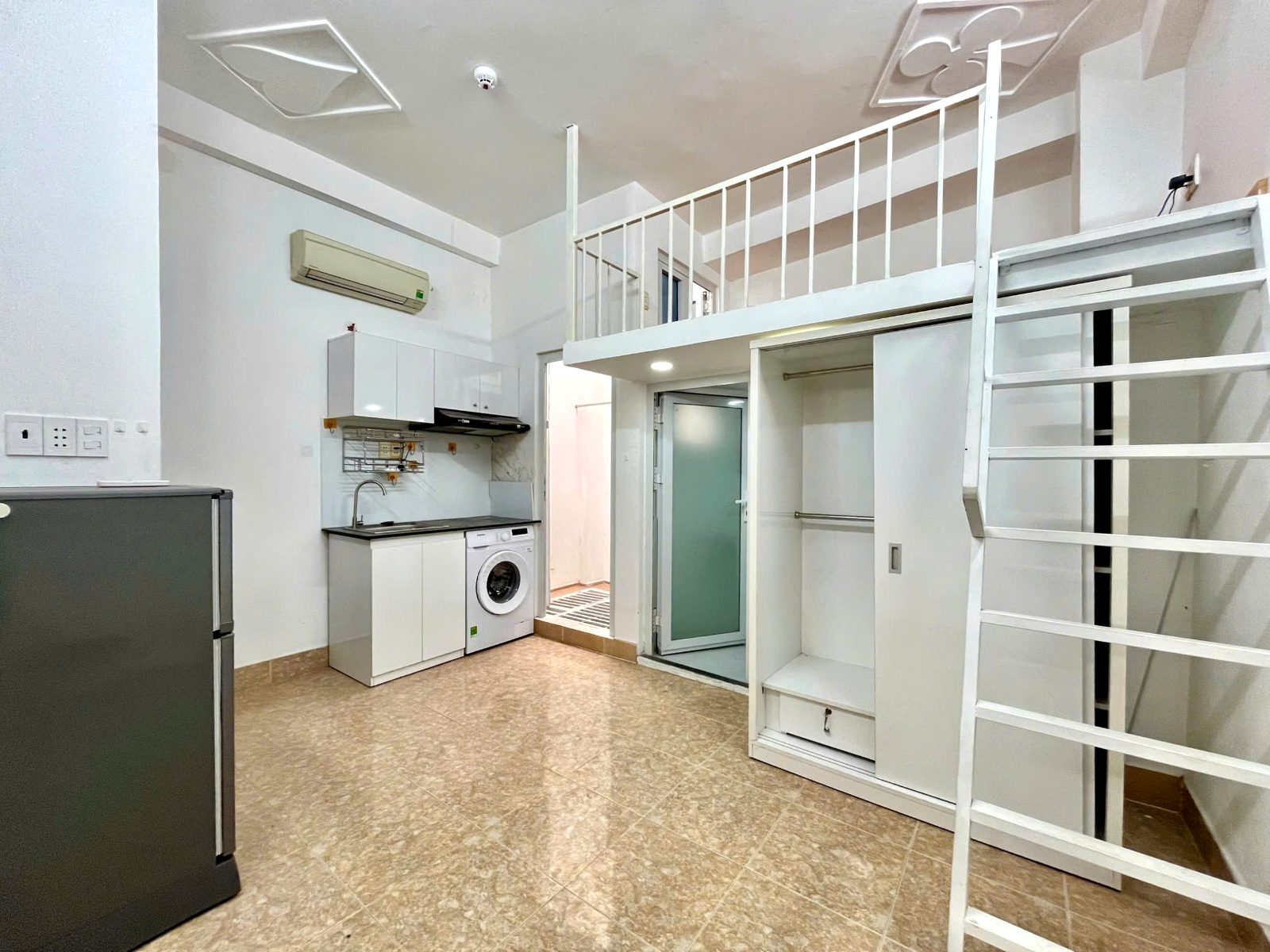 Phòng trọ có nội thất 28m² - Bình Thạnh, TP.HCM