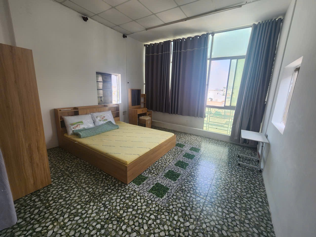 Phòng trọ có nội thất 26m² - Quận 10, TP.HCM