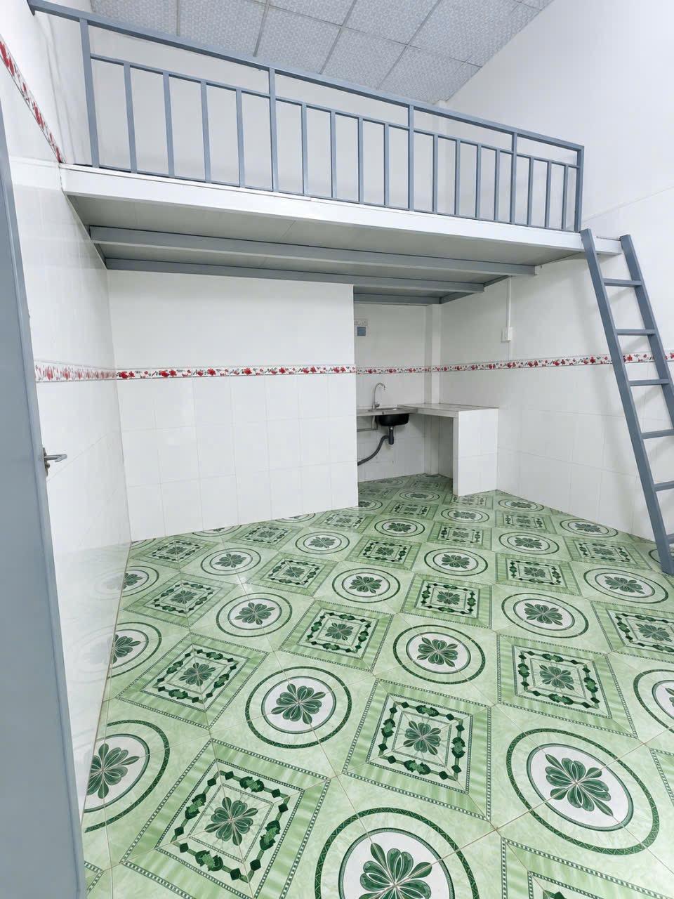Phòng trọ có nội thất 14m² - Dĩ An, Bình Dương
